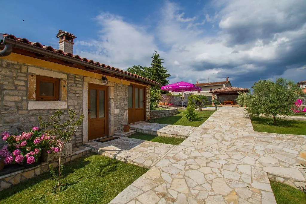 Villa Roy Барбан 0*,  Хорватия