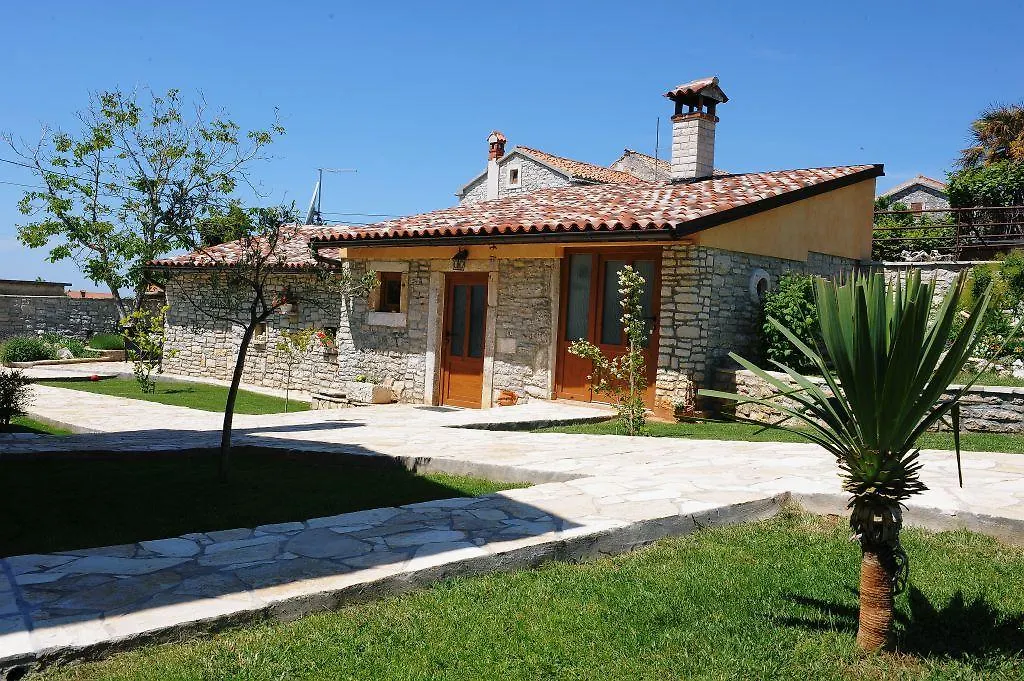 Villa Roy Барбан